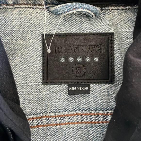 Like New - Blank NYC denim jacket with hood in Encounter, size small - Picture 8 of 14